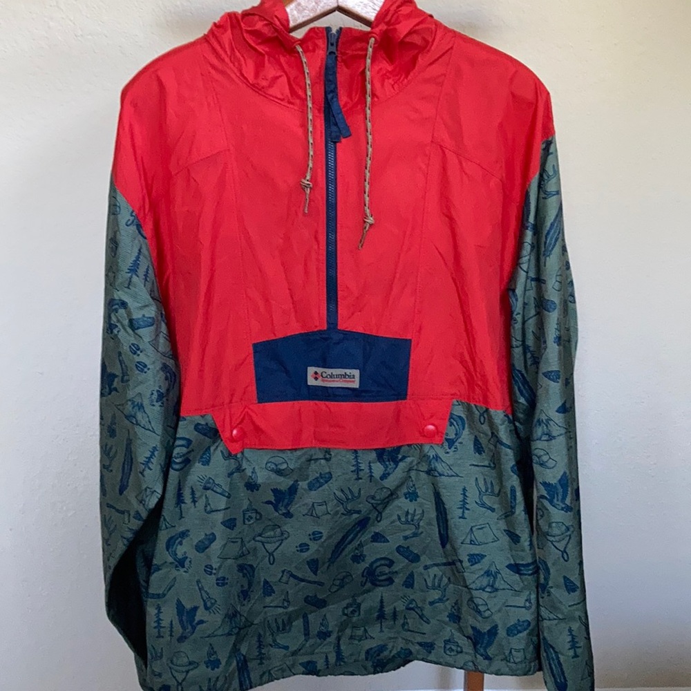 Columbia Windbreaker Recycled Polyester Kangaroo Pouch Camping Design Retro